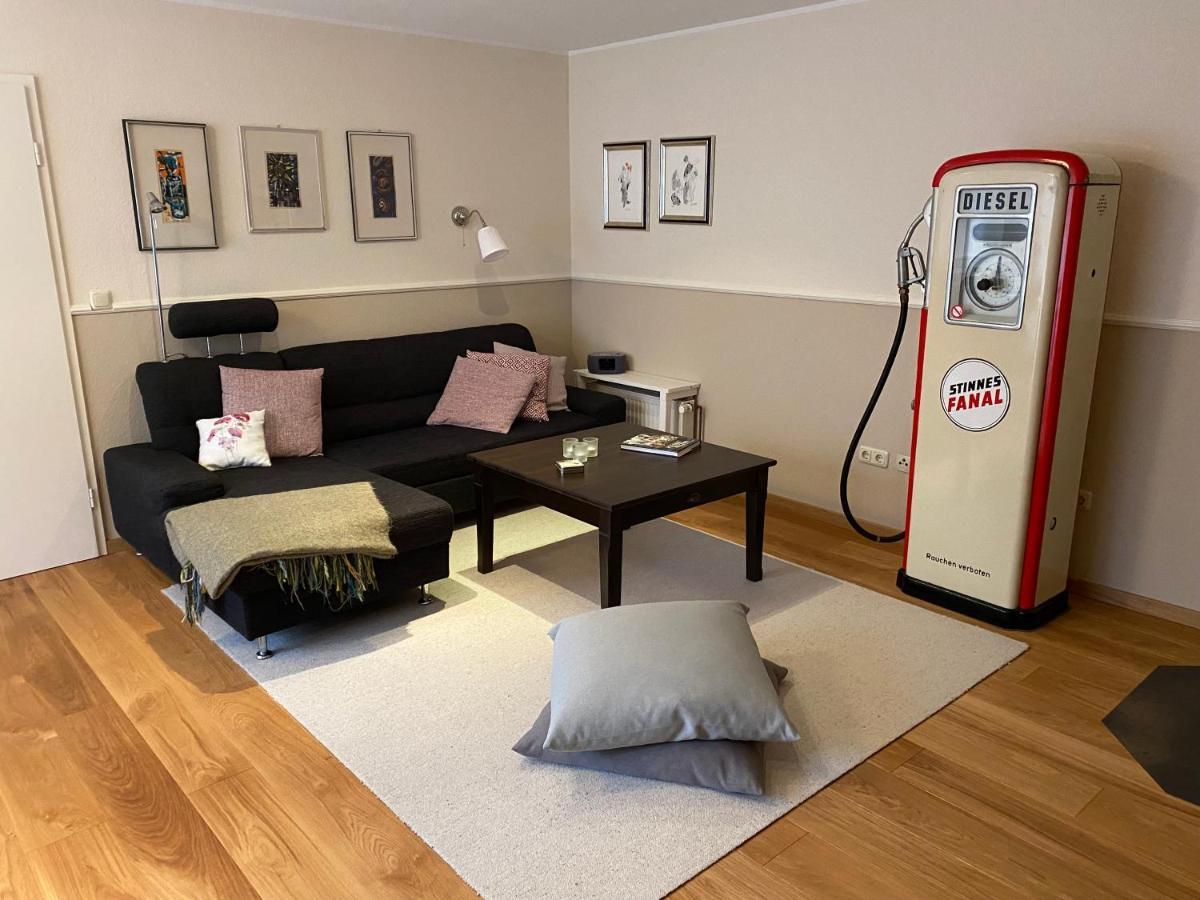 Eine Gemuetliche Ferienwohnung Mit Garten Bad Karlshafen Exterior photo