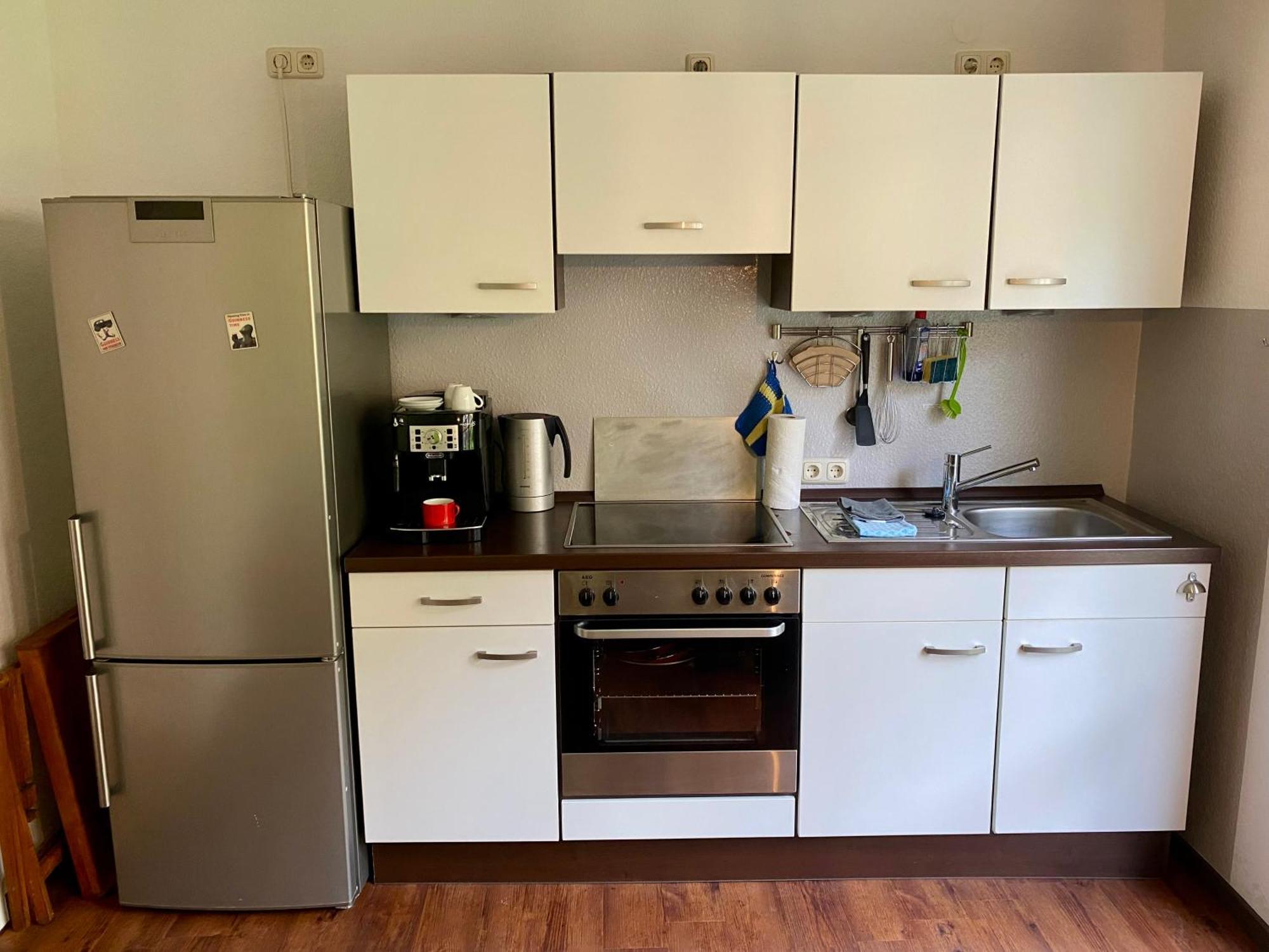 Eine Gemuetliche Ferienwohnung Mit Garten Bad Karlshafen Exterior photo